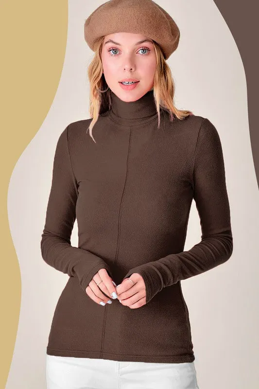 ESSENTIAL TURTLENECK TOP