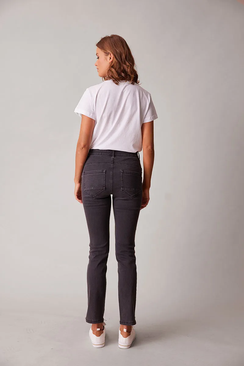 Rome Jean NLA2684 in Charcoal by Lania The Label
